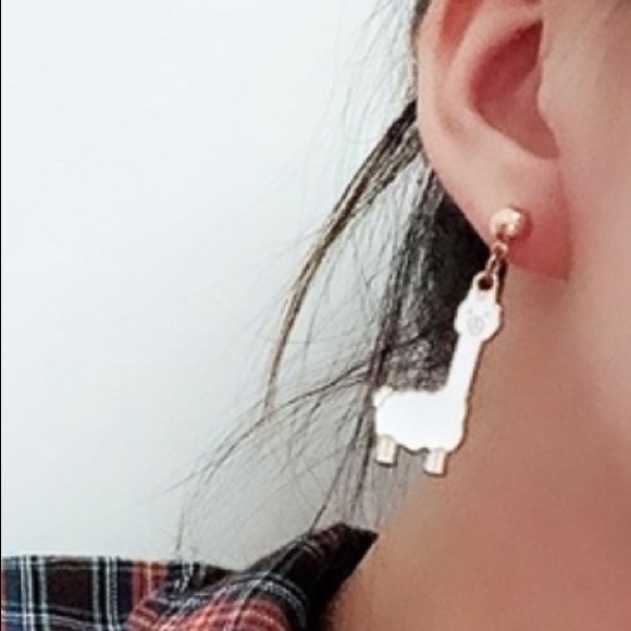 Llama Alpaca Stud Earrings. - Picture 5 of 6